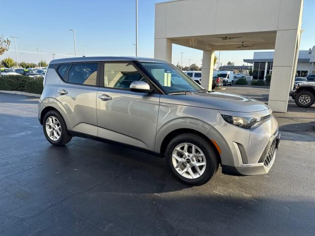2024 Kia Soul LX 2024 Kia Soul LX