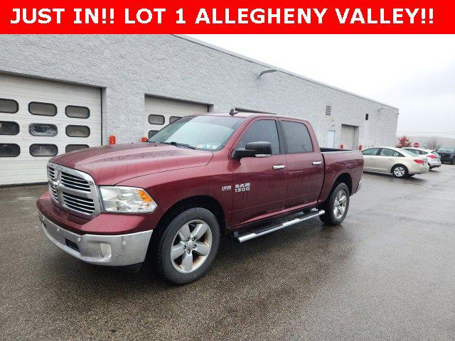 2017 RAM 1500 Big Horn Crew Cab 4x4 57 Box