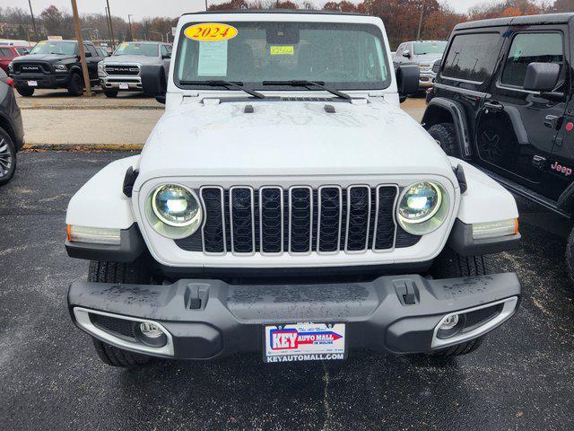 2024 Jeep Wrangler 4-Door Sahara 4x4