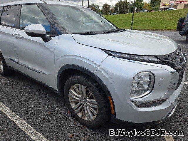 2022 Mitsubishi Outlander ES 2.5 S-AWC 2022 Mitsubishi Outlander ES 2.5 S-AWC