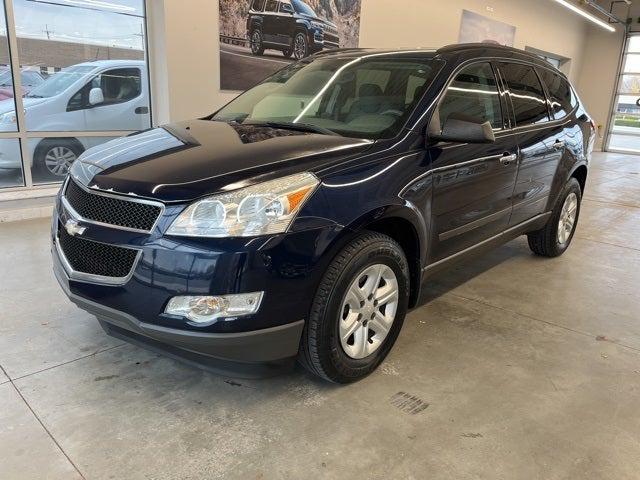 2011 Chevrolet Traverse LS 2011 Chevrolet Traverse LS