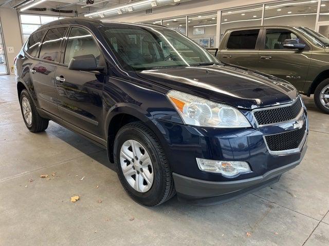 2011 Chevrolet Traverse LS 2011 Chevrolet Traverse LS