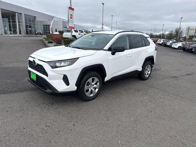 2020 Toyota RAV4 LE
