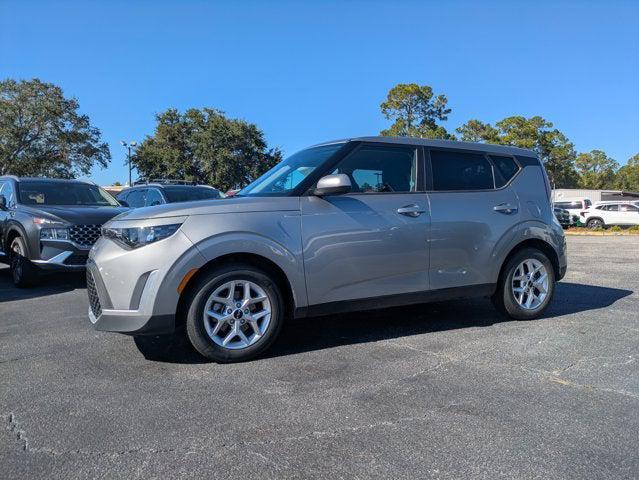 2023 Kia Soul LX 2023 Kia Soul LX