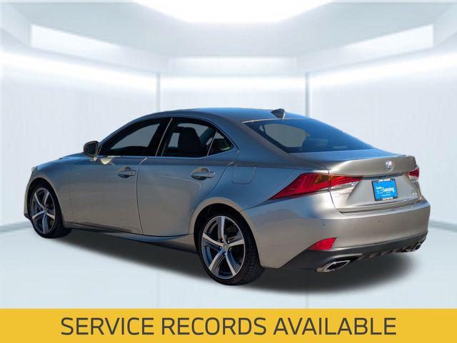 2018 Lexus IS 300 300 2018 Lexus IS 300 300