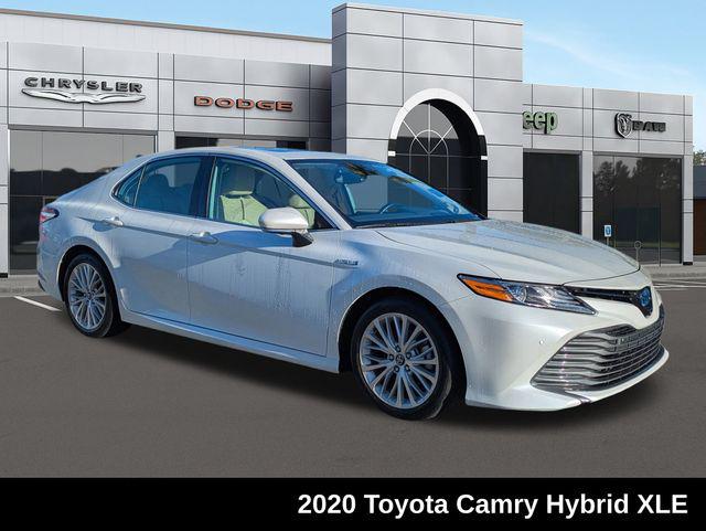 2020 Toyota Camry XLE Hybrid