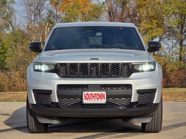 2024 Jeep Grand Cherokee L Altitude 4x4 2024 Jeep Grand Cherokee L Altitude 4x4