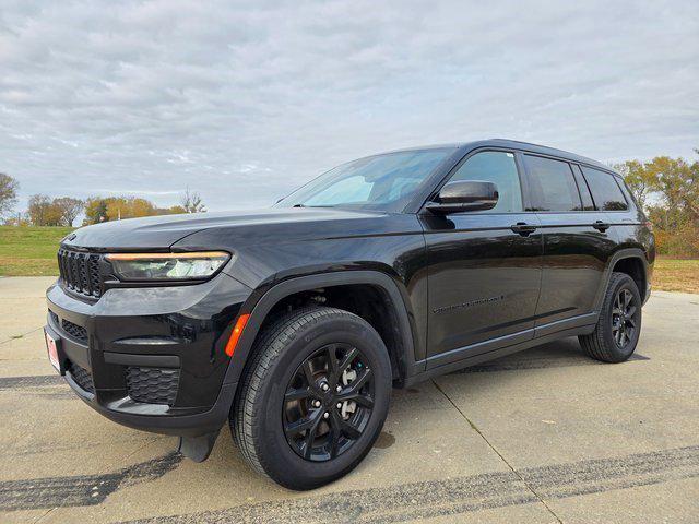 2024 Jeep Grand Cherokee L Altitude 4x4 2024 Jeep Grand Cherokee L Altitude 4x4