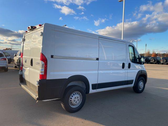 2025 RAM ProMaster 2500 Cargo Van Tradesman Low Roof 136 WB w/Pass Seat 2025 RAM ProMaster 2500 Cargo Van Tradesman Low Roof 136 WB w/Pass Seat