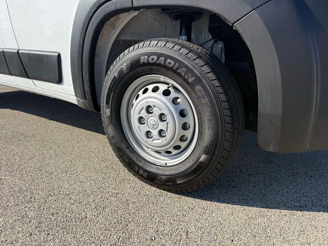 2025 RAM ProMaster 2500 Cargo Van Tradesman Low Roof 136 WB w/Pass Seat 2025 RAM ProMaster 2500 Cargo Van Tradesman Low Roof 136 WB w/Pass Seat