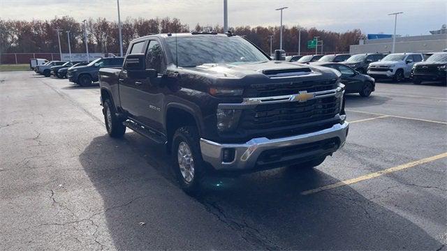 2024 Chevrolet Silverado 3500HD 4WD Crew Cab Standard Bed LT