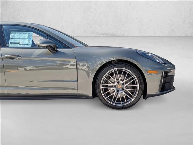 2026 Porsche Panamera RWD