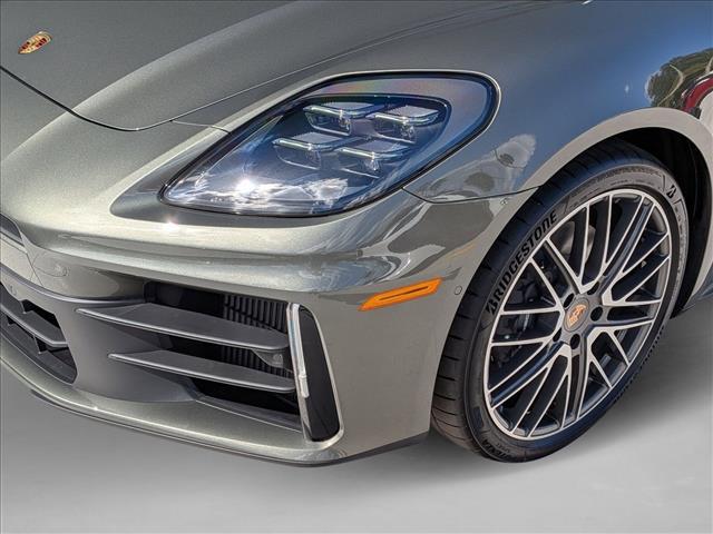 2026 Porsche Panamera RWD