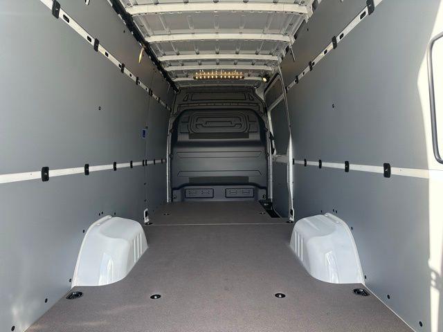 2026 Mercedes-Benz Sprinter 3500 High Roof 4-Cyl Diesel HO