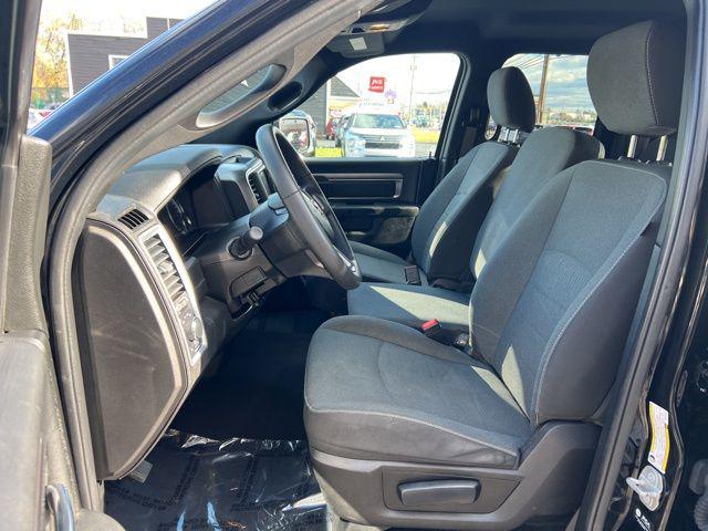2022 Ram 1500 Classic Warlock Quad Cab 4x4 6'4" Box