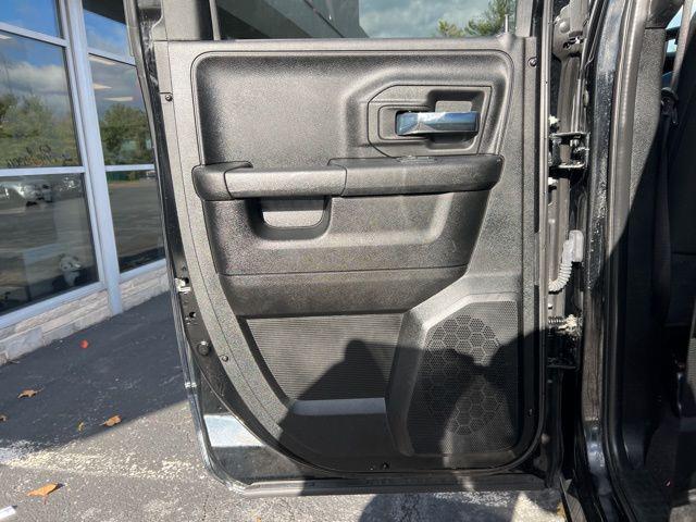 2022 Ram 1500 Classic Warlock Quad Cab 4x4 6'4" Box