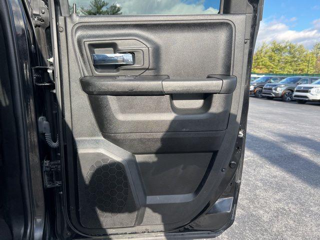 2022 Ram 1500 Classic Warlock Quad Cab 4x4 6'4" Box
