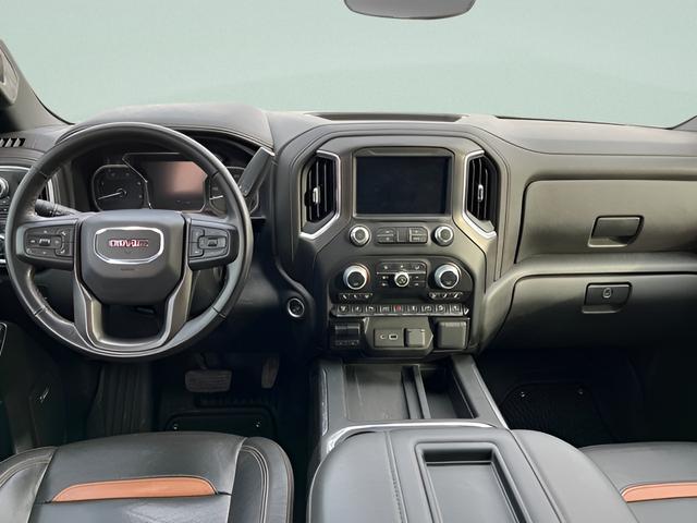 2022 GMC Sierra 2500HD 4WD Crew Cab Standard Bed AT4