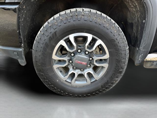 2022 GMC Sierra 2500HD 4WD Crew Cab Standard Bed AT4