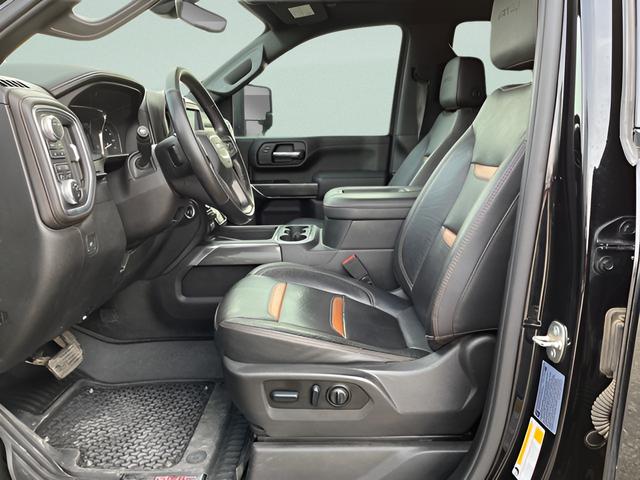 2022 GMC Sierra 2500HD 4WD Crew Cab Standard Bed AT4