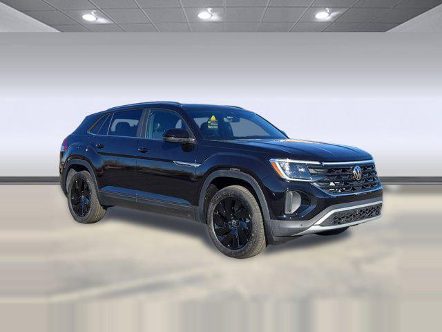 2026 Volkswagen Atlas Cross Sport SE with Technology