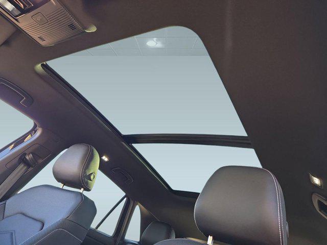 2026 Volkswagen Atlas Cross Sport SE with Technology