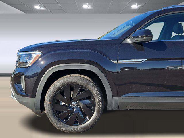 2026 Volkswagen Atlas Cross Sport SE with Technology