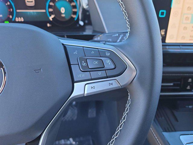 2026 Volkswagen Atlas Cross Sport SE with Technology