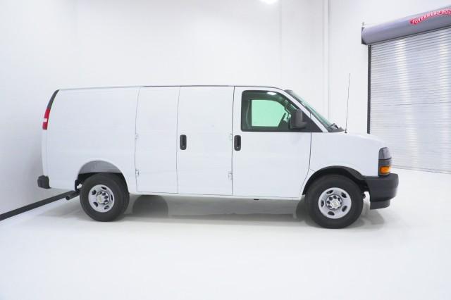 2025 Chevrolet Express Cargo Van RWD 2500 Regular Wheelbase WT