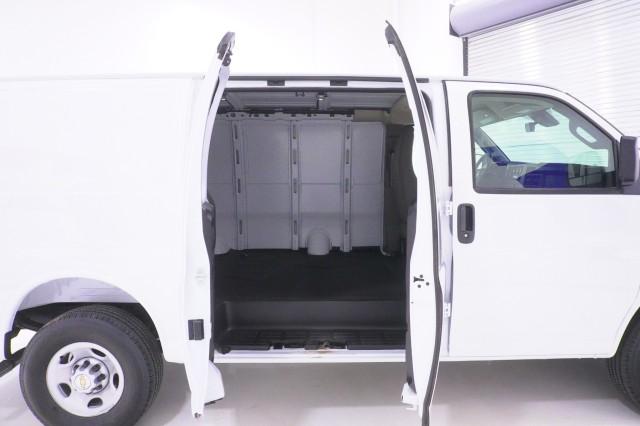 2025 Chevrolet Express Cargo Van RWD 2500 Regular Wheelbase WT