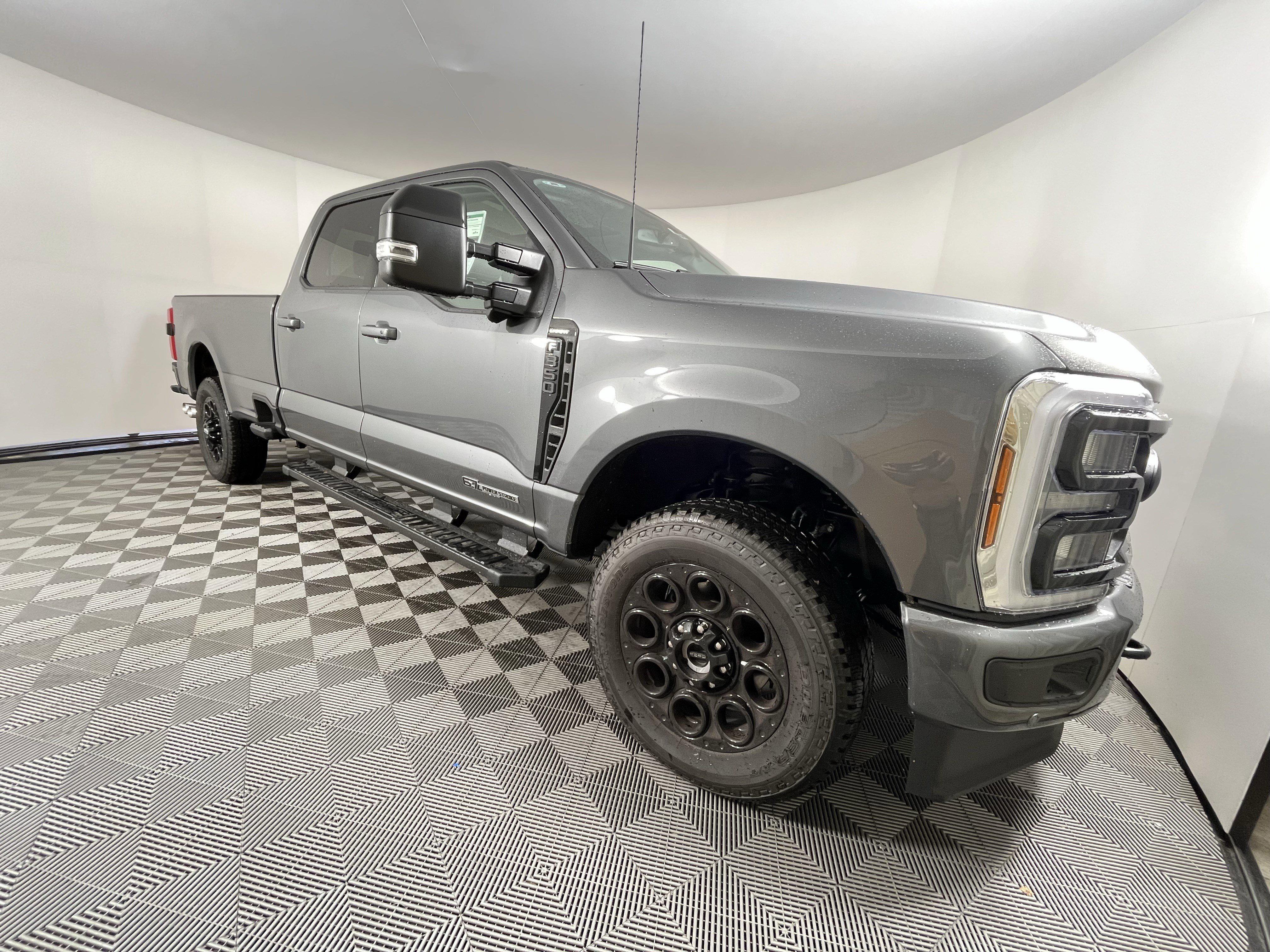 2026 Ford F-350 Super Duty Lariat - Photo 6