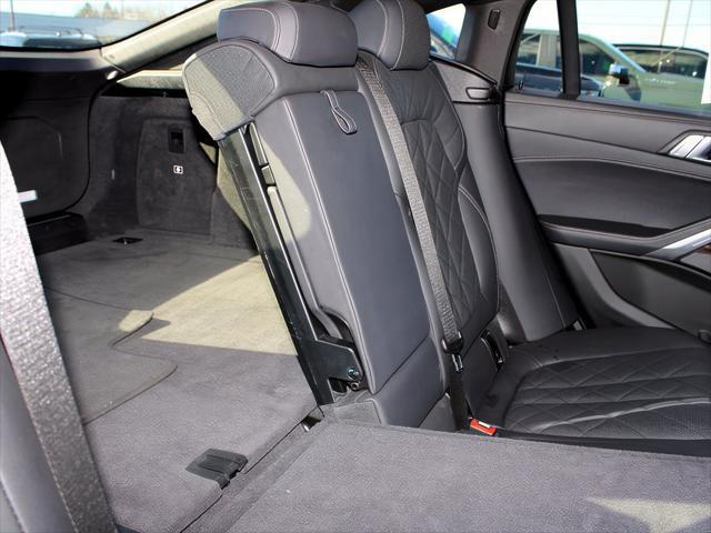 2025 BMW X6 xDrive40i
