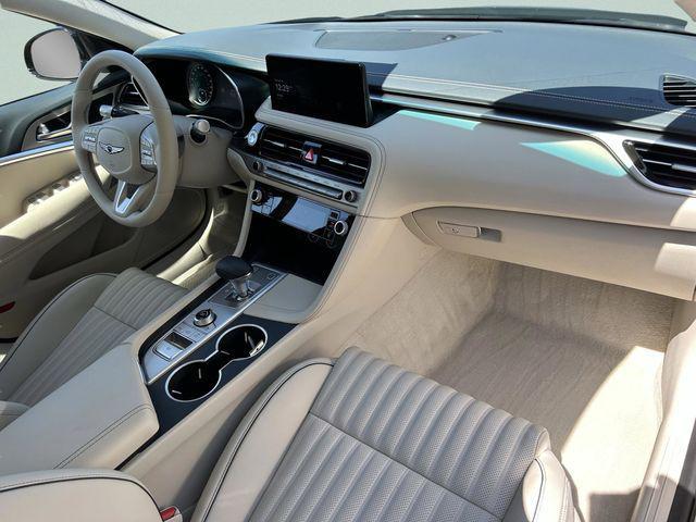 2026 Genesis G70 2.5T RWD Prestige