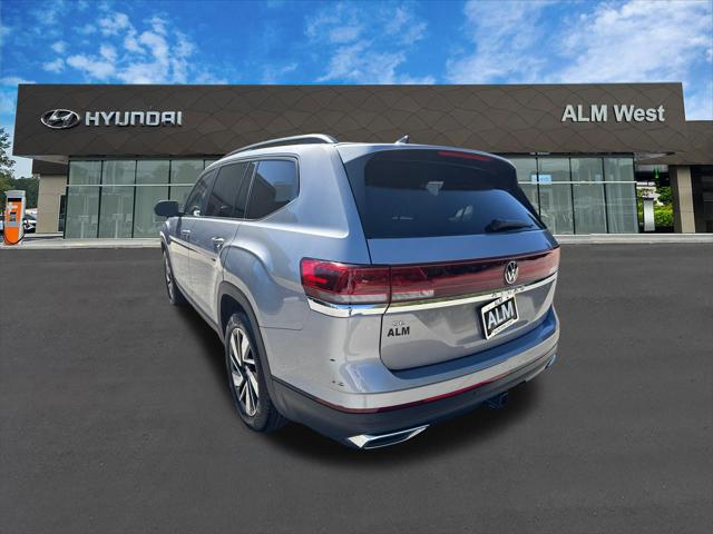 2025 Volkswagen Atlas 2.0T SE w/Technology