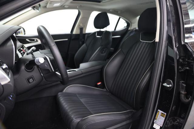 2026 Genesis G70 2.5T AWD Prestige