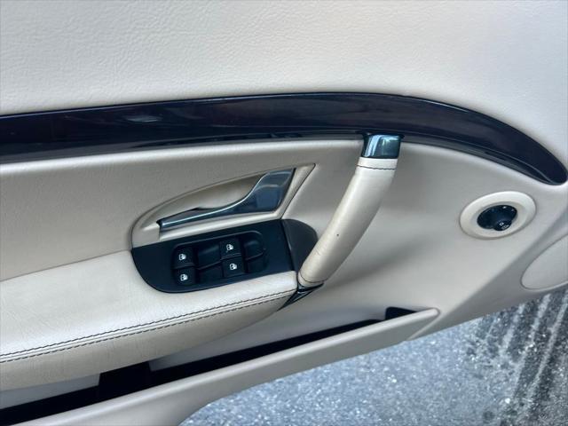 2015 Maserati GranTurismo Base