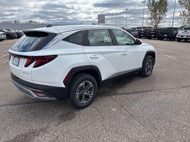 2026 Hyundai Tucson Hybrid Blue SE