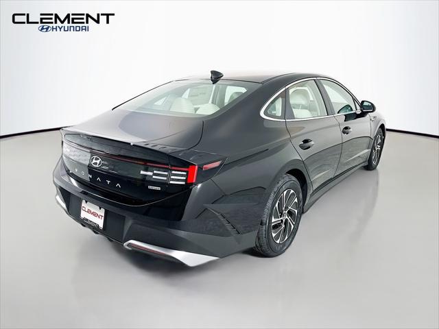 2026 Hyundai Sonata Hybrid Blue