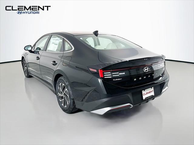 2026 Hyundai Sonata Hybrid Blue