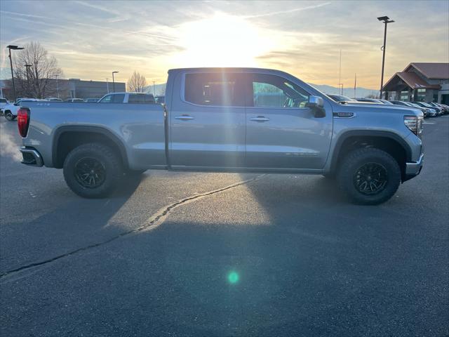 2026 GMC Sierra 1500 Crew Cab, Standard Bed, SLT, 4WD