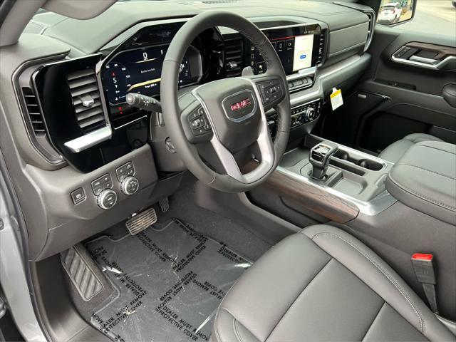 2026 GMC Sierra 1500 Crew Cab, Standard Bed, SLT, 4WD