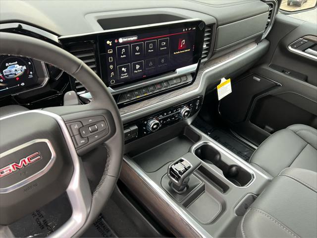 2026 GMC Sierra 1500 Crew Cab, Standard Bed, SLT, 4WD