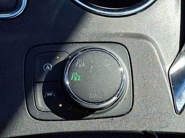 2023 Chevrolet Traverse AWD LT Leather