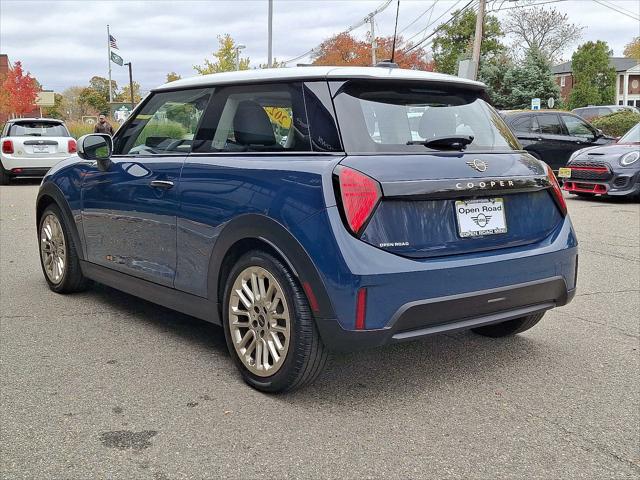 2025 MINI Hardtop Cooper