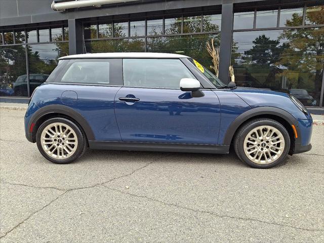 2025 MINI Hardtop Cooper