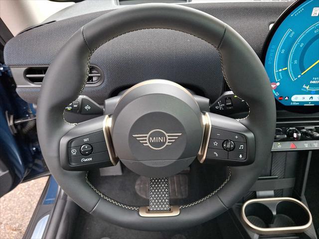 2025 MINI Hardtop Cooper