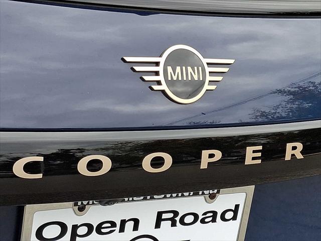 2025 MINI Hardtop Cooper