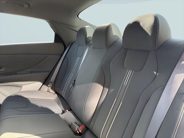 2026 Hyundai Elantra Hybrid SEL Sport