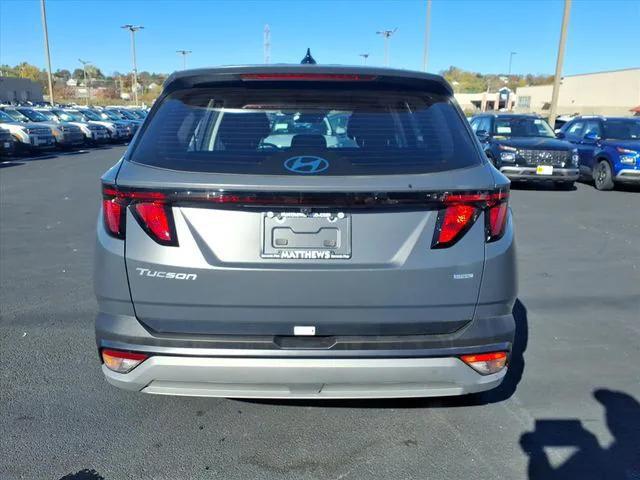 2025 Hyundai Tucson SE