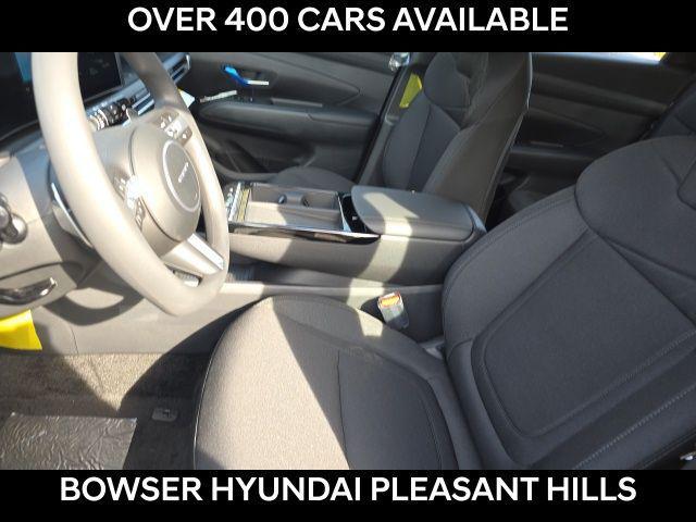 2026 Hyundai Tucson Hybrid Blue SE